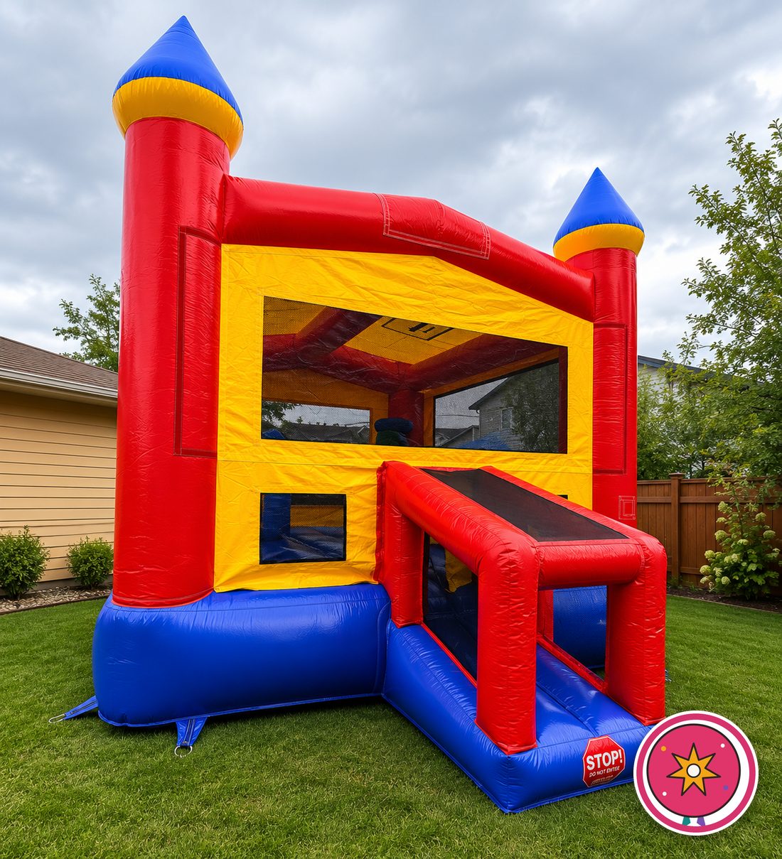 Mateo Party Co. castle bounce house set up in a backyard in Everett, WA